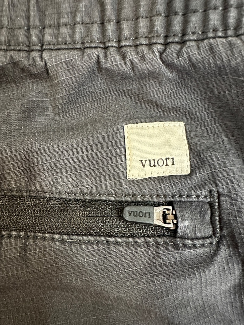 Vuori Medium Ripstop Navy Blue Organic Cotton Drawstring Joggers 29” inseam - Picture 9 of 10
